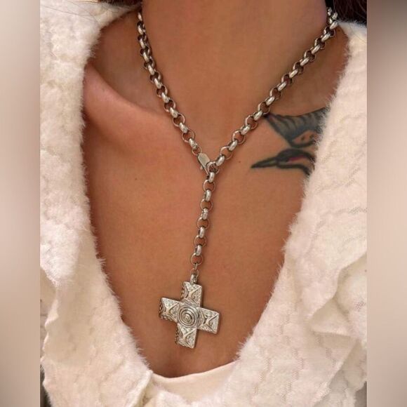 Vintage cross necklace #1287 - Picture 2 of 5